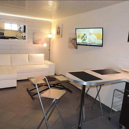 Location Duplex 52M² Au Coeur De Troyes Apartment ภายนอก รูปภาพ
