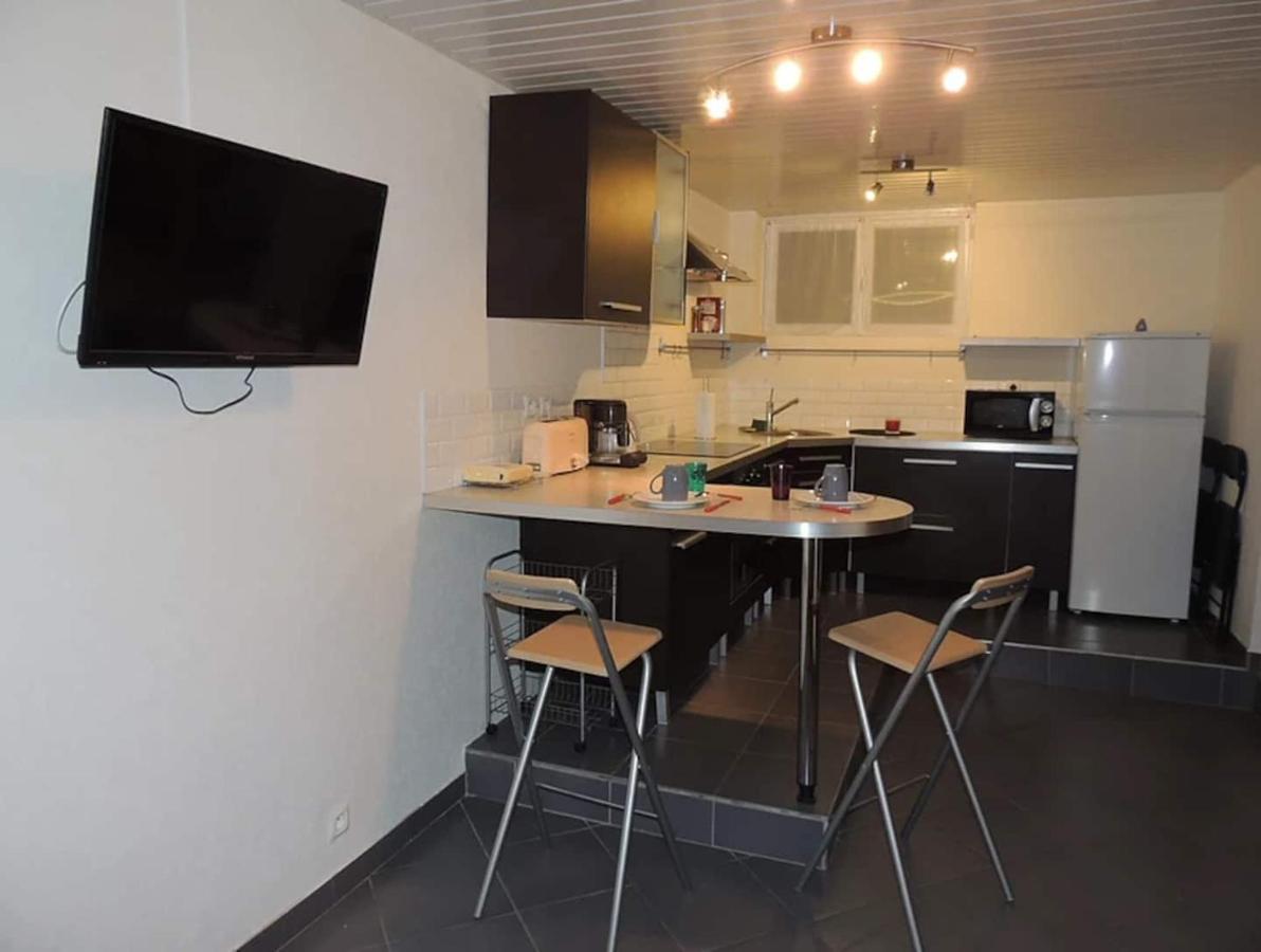 Location Duplex 52M² Au Coeur De Troyes Apartment ภายนอก รูปภาพ